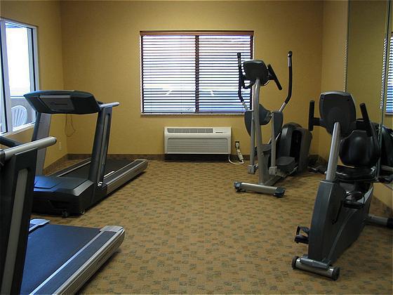 Holiday Inn Express & Suites Rocky Mount Smith Mountain Lake By Ihg Servizi foto