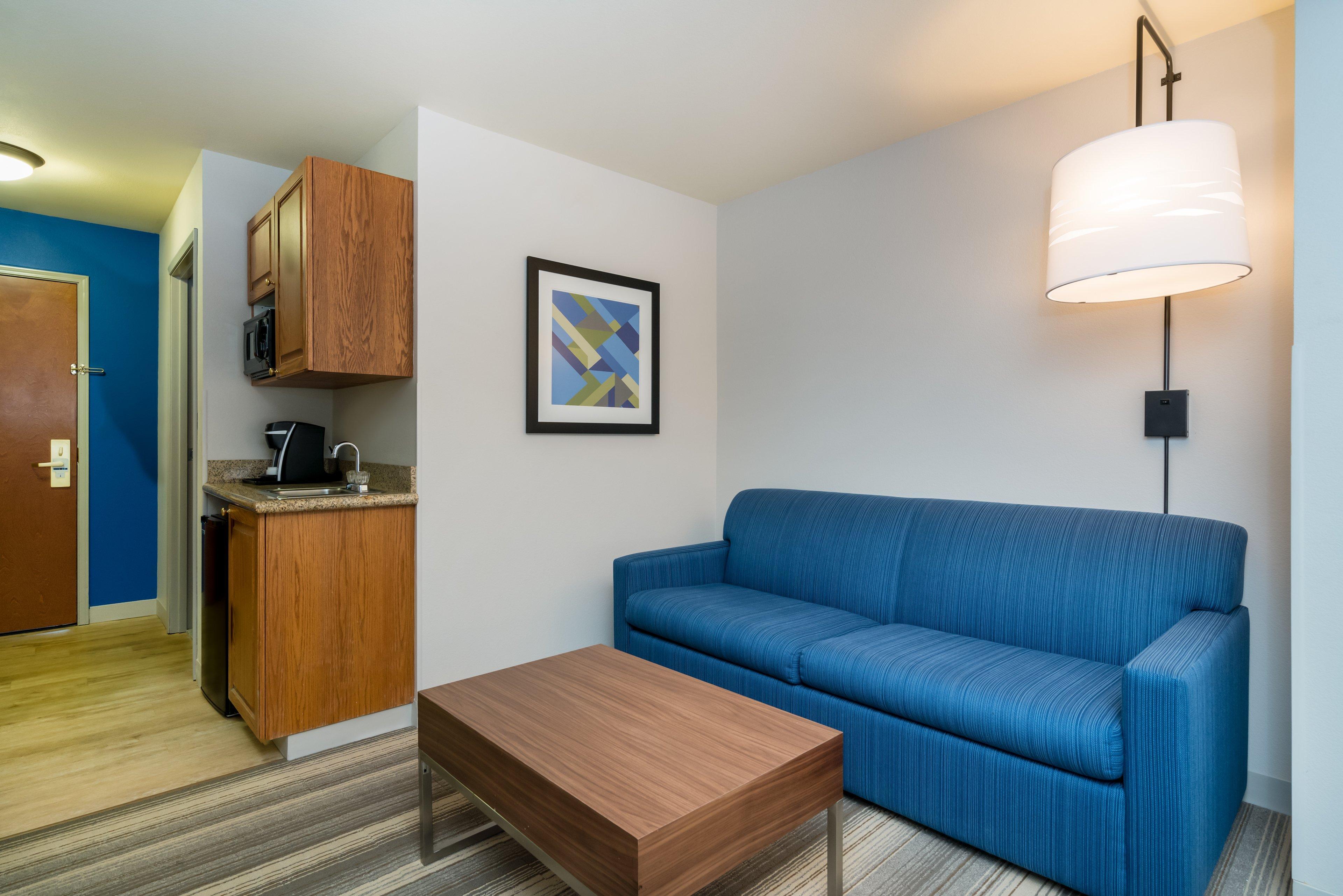 Holiday Inn Express & Suites Rocky Mount Smith Mountain Lake By Ihg Esterno foto